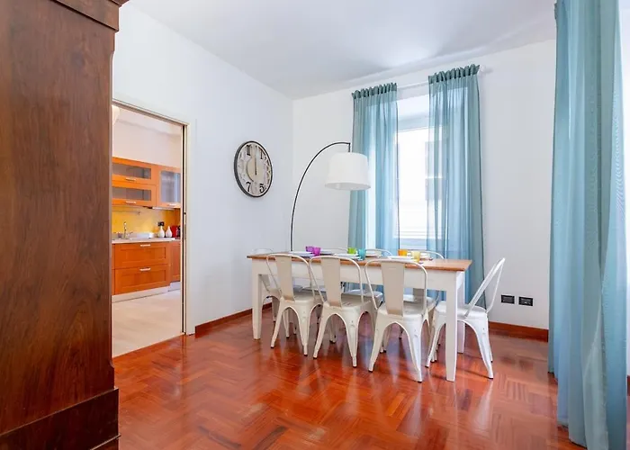 Apartamento Borgo Vittorio Grand Between Light And Art