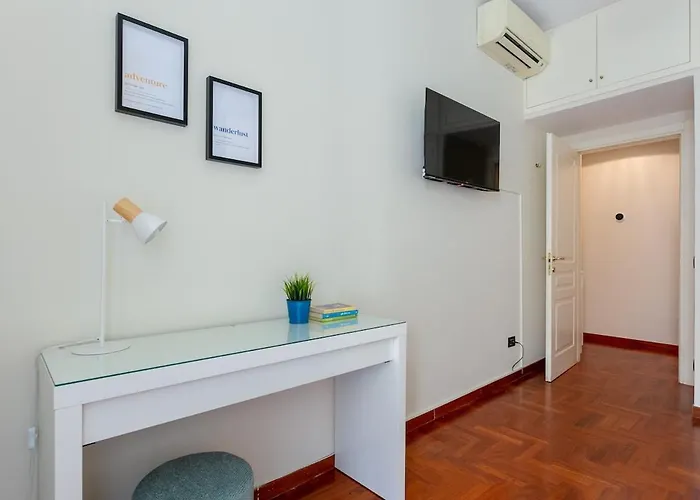 Apartamento Borgo Vittorio Grand Between Light And Art